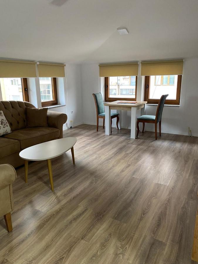 Pristina Select Apartments Bagian luar foto