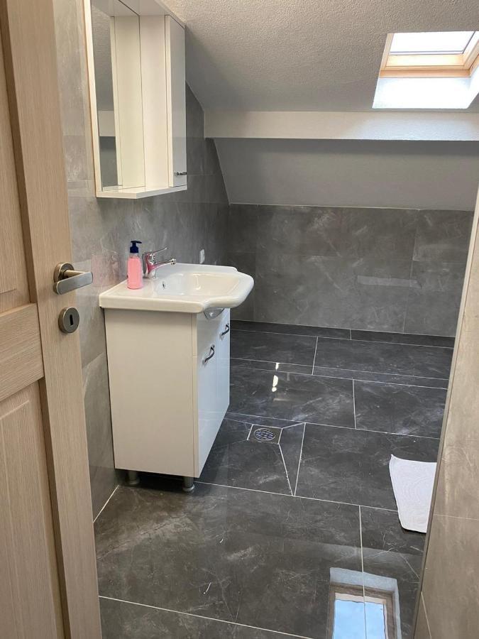 Pristina Select Apartments Bagian luar foto