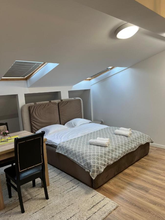 Pristina Select Apartments Bagian luar foto