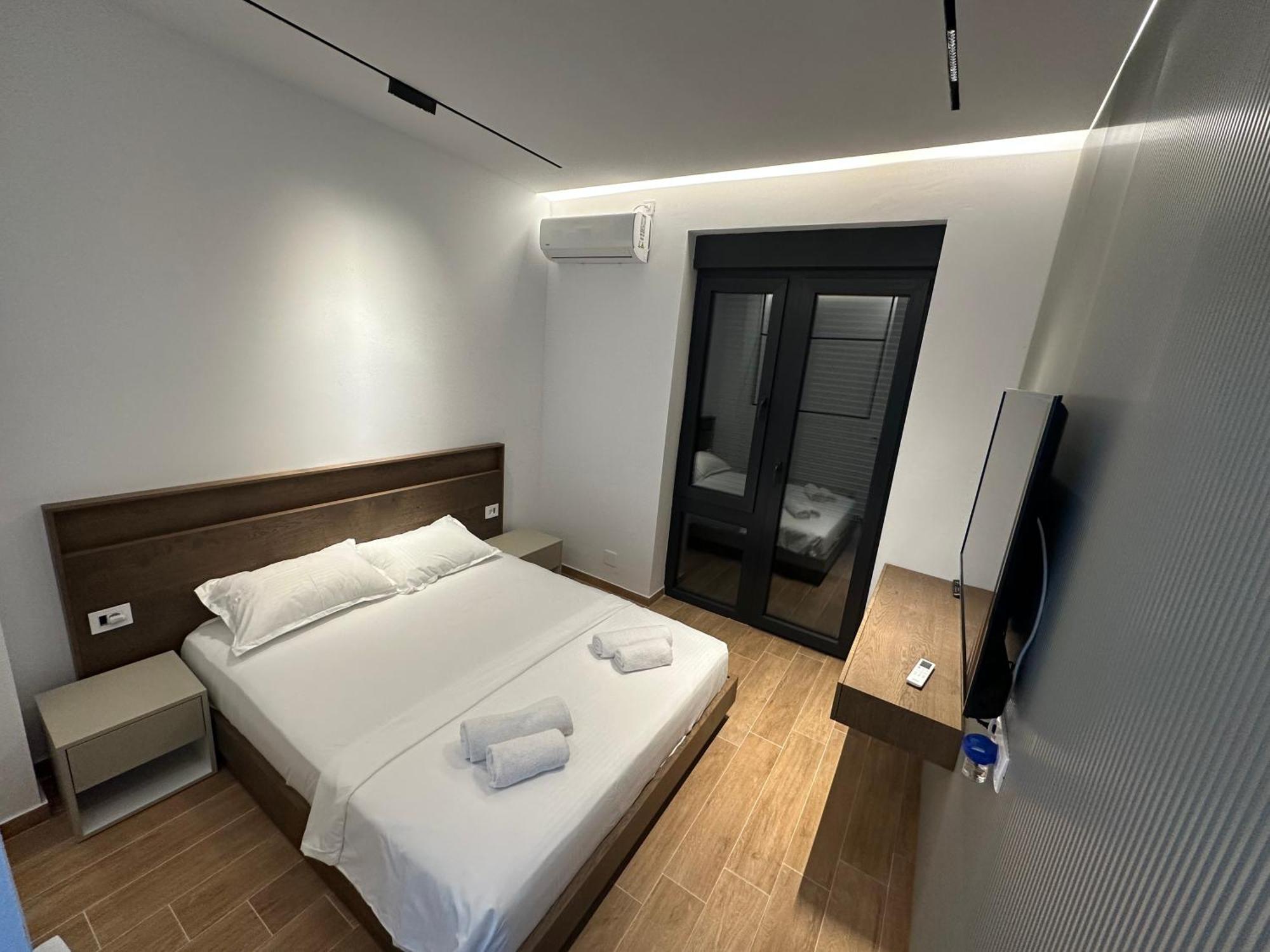 Pristina Select Apartments Bagian luar foto